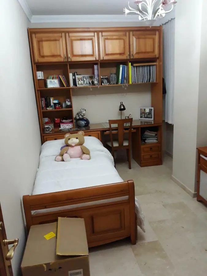 Habitacion Simple Con Espacios Comunes Antequera
